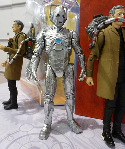 Cyberman with Arm Gun Wave 4